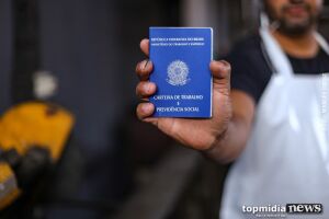 Funtrab oferece empregos para motorista, operador de caixa e consultor de vendas