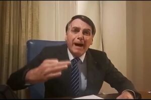 Sites de esquerda publicam tuíte e dizem que Bolsonaro poderia ter atendido porteiro no RJ