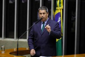 Deputado Bolsonarista diz que  'não vê a hora de Lula morrer'