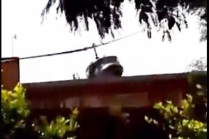 VÍDEO: helicóptero paraguaio cai e pega fogo na fronteira durante ação antidrogas