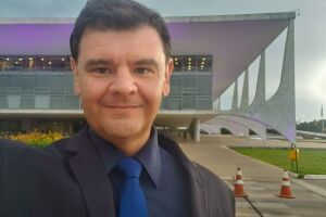 Vereador enfrenta DEM, vai pro Aliança e fala como político de Bolsonaro