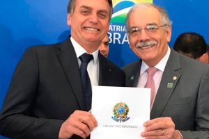 'Espertinhos' querem grudar na imagem de Bolsonaro sem abandonar grana do PSL, denuncia Ovando