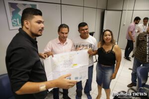 Marquinhos entrega projeto à Caixa para drenagem e pavimentação de 30 km no Nova Campo Grande