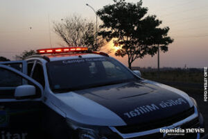 Homem se masturba dentro de carro e acaba preso em Ponta Porã