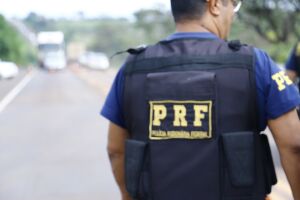 PRF é acionada após casal encontrar motociclista morto na BR-163