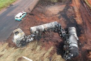 Empresa de caminhão envolvido em acidente com morte vai pagar multa por poluição
