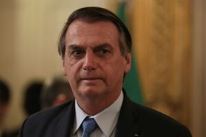 Bolsonaro afirma que 'não será refém' do Congresso