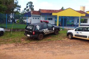 Bandidos fazem limpa em creche, deixam crianças sem merenda e fazem ameaça em muro