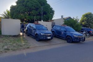 OMERTÁ II: casa 'recheada' de veículos é alvo de operação da polícia em Campo Grande