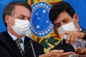 Bolsonaro diz que panelaço é legítimo e fruto da democracia