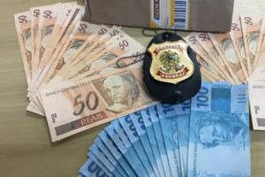 Casal de Água Clara é preso pela PF ao comprar notas falsas de R$ 100