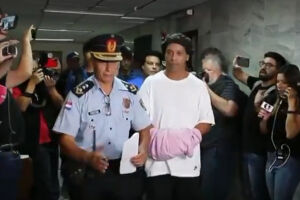 Rolê aleatório? Ronaldinho é investigado por participação em organização criminosa e lavagem