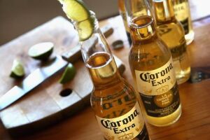 Cerveja Corona para de ser produzida em razão do novo coronavírus