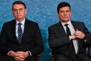 Bolsonaro teria citado preocupação com a família ao exigir troca na PF