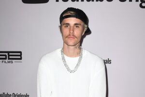 Justin Bieber nega acusações de estupro e diz que são apenas rumores