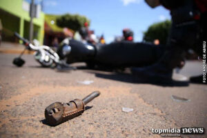 ‘Brincadeira’ com final trágico: após empinar moto, piloto e garupa morrem em Ribas do Rio Pardo