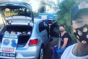 Para não fechar marmitaria, sócias se 'viram nos 30' e investem em drive-thru de bolos