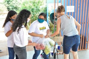 Alunos da Reme criam projeto para alimentar animais vítimas das queimadas no Pantanal