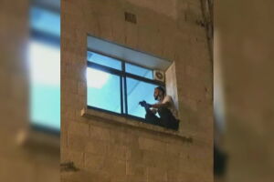 Palestino que escalou muro de hospital para ver mãe roubou cadáver para seguir tradição islâmica