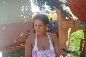 Ana Paula diz que não sabe como vai fazer para alimentar tanta gente. Foto: Landerson Ricardo 