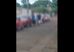 Mães flagram ação de gangue e exigem Guarda em escola no Santo Amaro (vídeo)