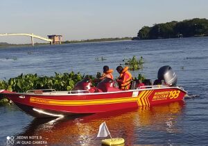 Embarcação com seis pessoas vira no Rio Salobra; bombeiros fazem buscas