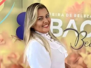 Suspeita é ex-companheira do atual namorado de Mirian, de 32 anos, que é uma das vítimas. Ovo de Páscoa passa por perícia