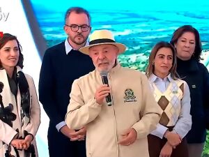 Lula cumre maratona em MS 