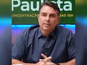 O senador Fl&aacute;vio Bolsonaro (PL) pediu para que a dela&ccedil;&atilde;o de Daniel Vorcaro seja homologada: 'fale tudo Vorcaro'