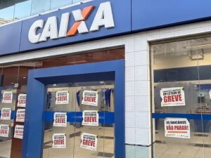 Categoria rejeitou proposta do banco e cobra reajuste maior e mudan&ccedil;as no Sa&uacute;de Caixa