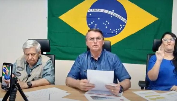 "Quero saber se teve pobre lá", diz Bolsonaro sobre casamento de Lula e Janja