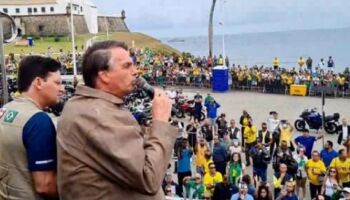 Em agenda pela Bahia, Bolsonaro promete “combustíveis mais baratos do mundo”