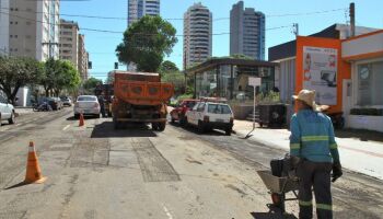 Após 20 anos sem manutenção, recapeamento muda asfalto da 13 de Junho