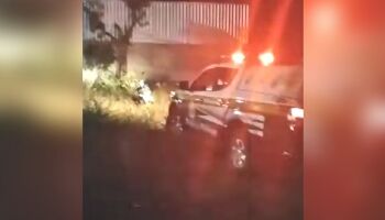 Motorista em fúria atropela entregador e avança contra repórter em Três Lagoas