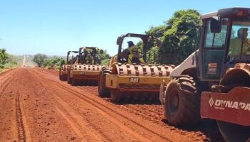 Pavimentação de rodovias estaduais avança com quatro frentes de obras