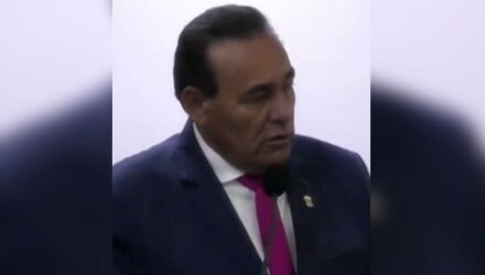 Carlão está irritado com negativas do Executivo 