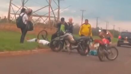 A v&iacute;tima teria colidido contra um ciclista