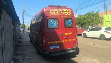 A v&iacute;tima foi socorrida pelo Corpo de Bombeiros e levada para UPA Tiradentes