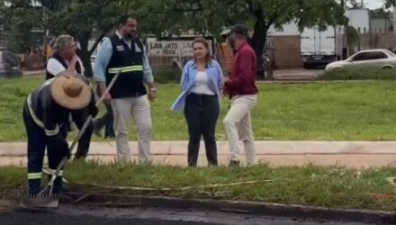 Durante a semana, moradores e motoristas relataram preju&iacute;zos, danos em ve&iacute;culos e dificuldade de deslocamento