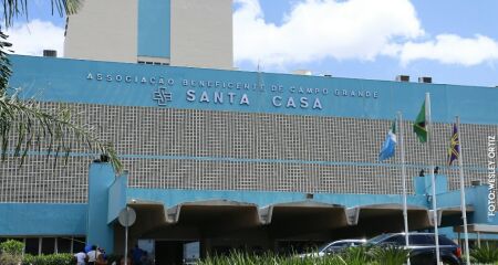 Hospital não pagou salários referente a agosto; funcionários relatam incerteza e ausência de data para receber