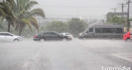 Inmet emite alerta de tempestade para municípios de Mato Grosso do Sul 