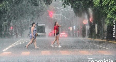 Chuva pode chegar até mesmo em Campo Grande