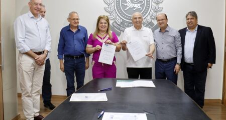 Prefeita de Fátima do Sul assinou convênio 