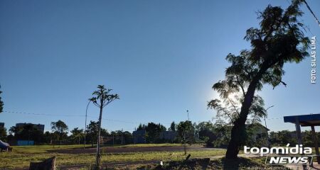 Em Campo Grande, o dia inicia com 22°C e chega a 32°C nos horários mais quentes