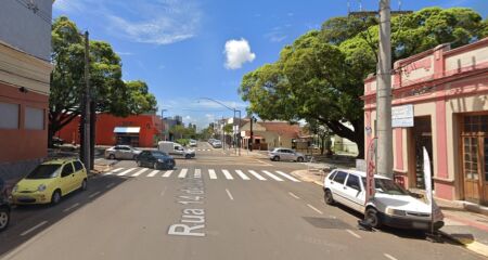 O incidente ocorreu na Rua 14 de Julho, próximo à Avenida Mato Grosso