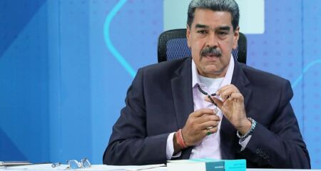 Maduro assume o novo mandato a partir desta segunda-feira (29/7), um dia após as eleições presidenciais no país. Resultado é contestado