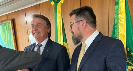 Pollon se rebela contra decisão de Bolsonaro 
