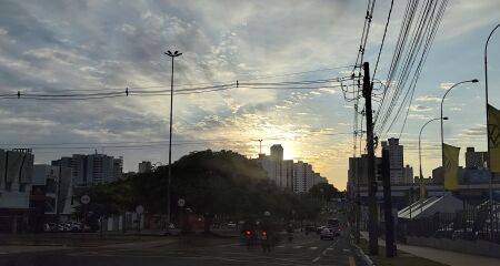 Estado terá clima quente e seco nesta quarta-feira, com temperaturas variando entre 9°C e 34°C