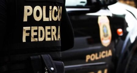 A Polícia Federal deflagrou operação nesta terça-feira (24)