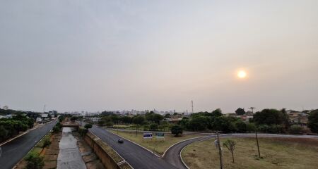 Dia deve ser de forte calor e baixa umidade 